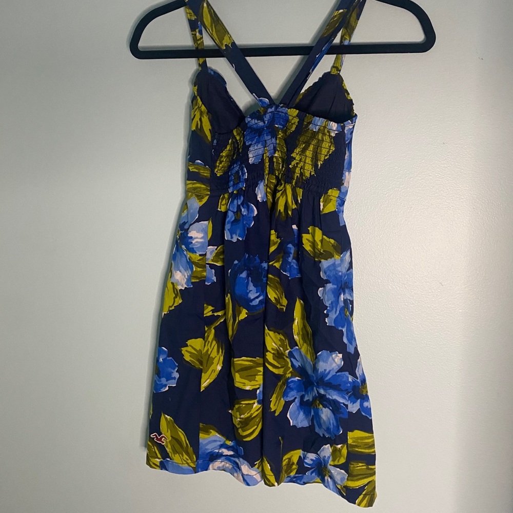 Summer dress - Picture 2 of 3